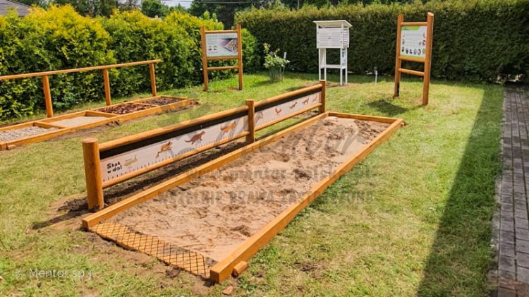 Skocznia - leśne rekordy - skok w dal