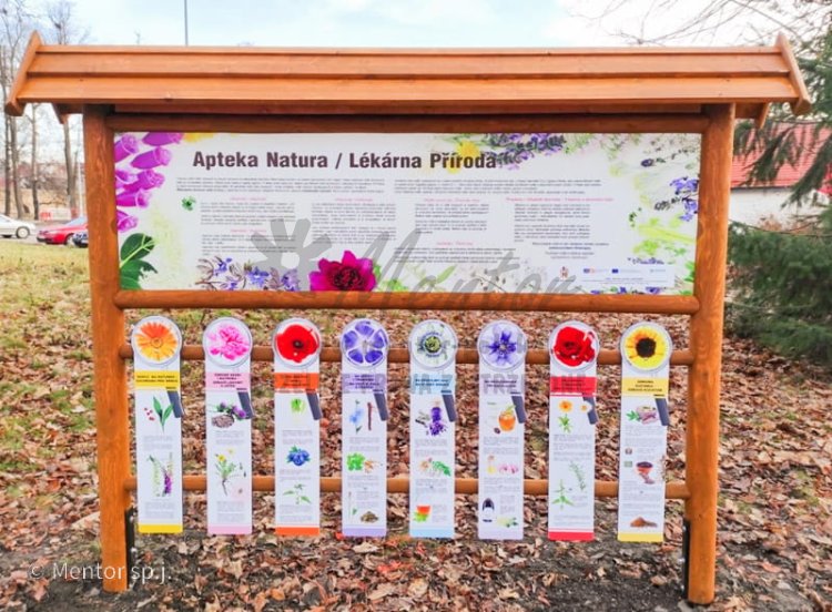 Apteka Natura - wersja bez ławki.jpg