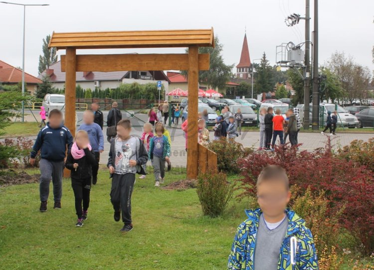  Brama "Pszczelarska"